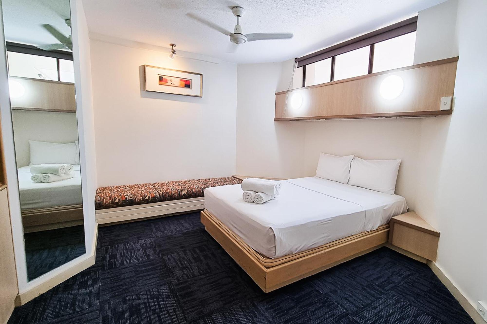 Tiki Hotel Apartments Surfers Paradise Gold Coast Zewnętrze zdjęcie