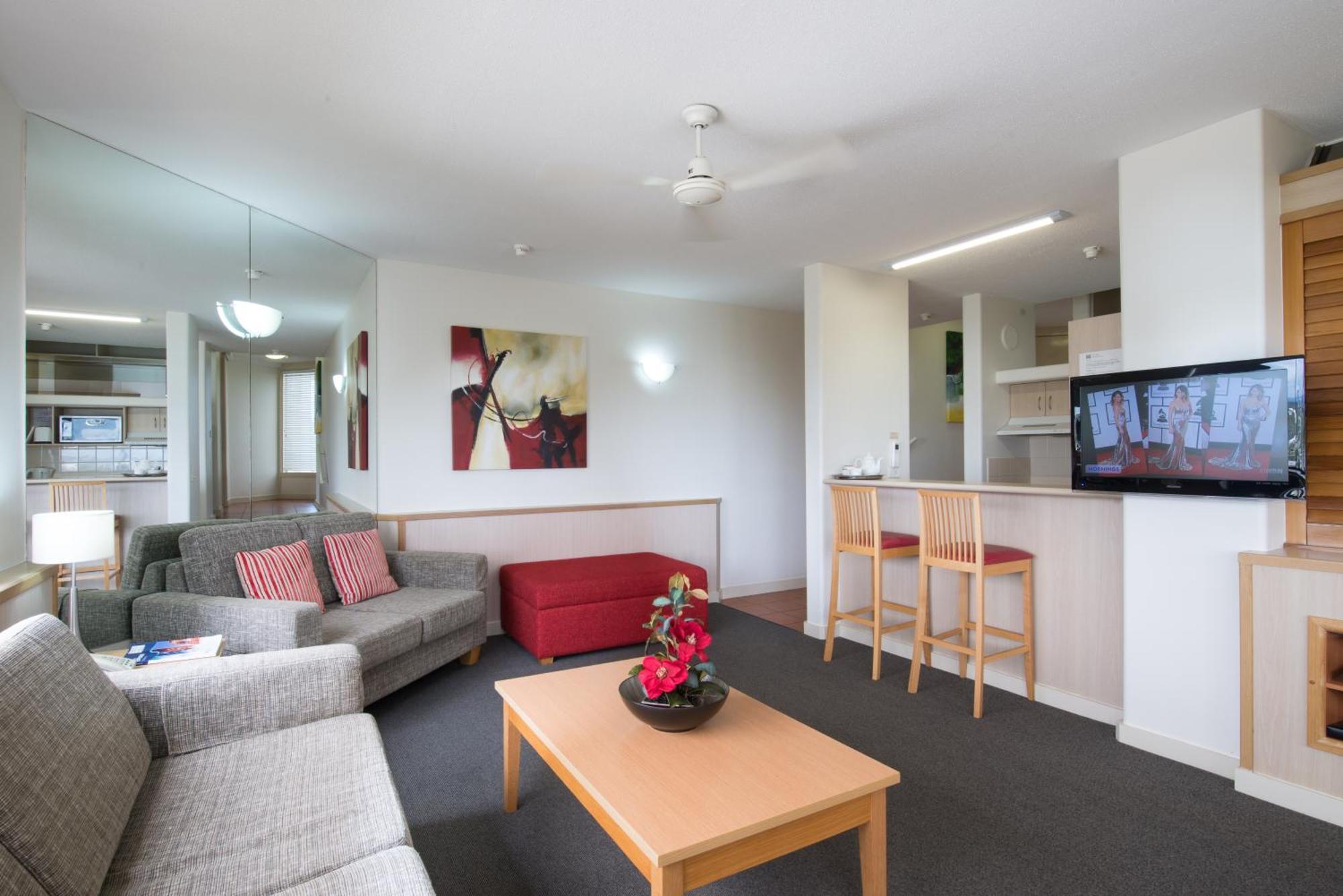 Tiki Hotel Apartments Surfers Paradise Gold Coast Zewnętrze zdjęcie