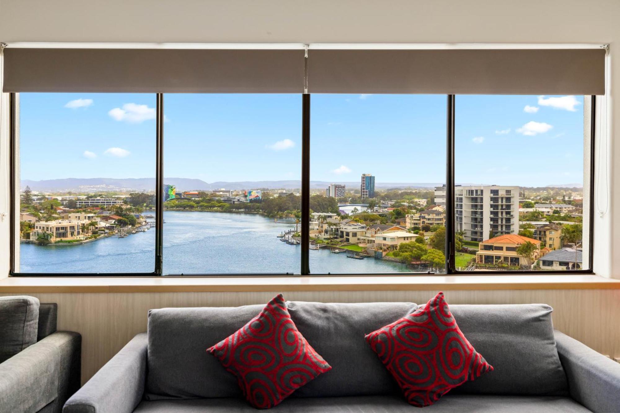 Tiki Hotel Apartments Surfers Paradise Gold Coast Zewnętrze zdjęcie
