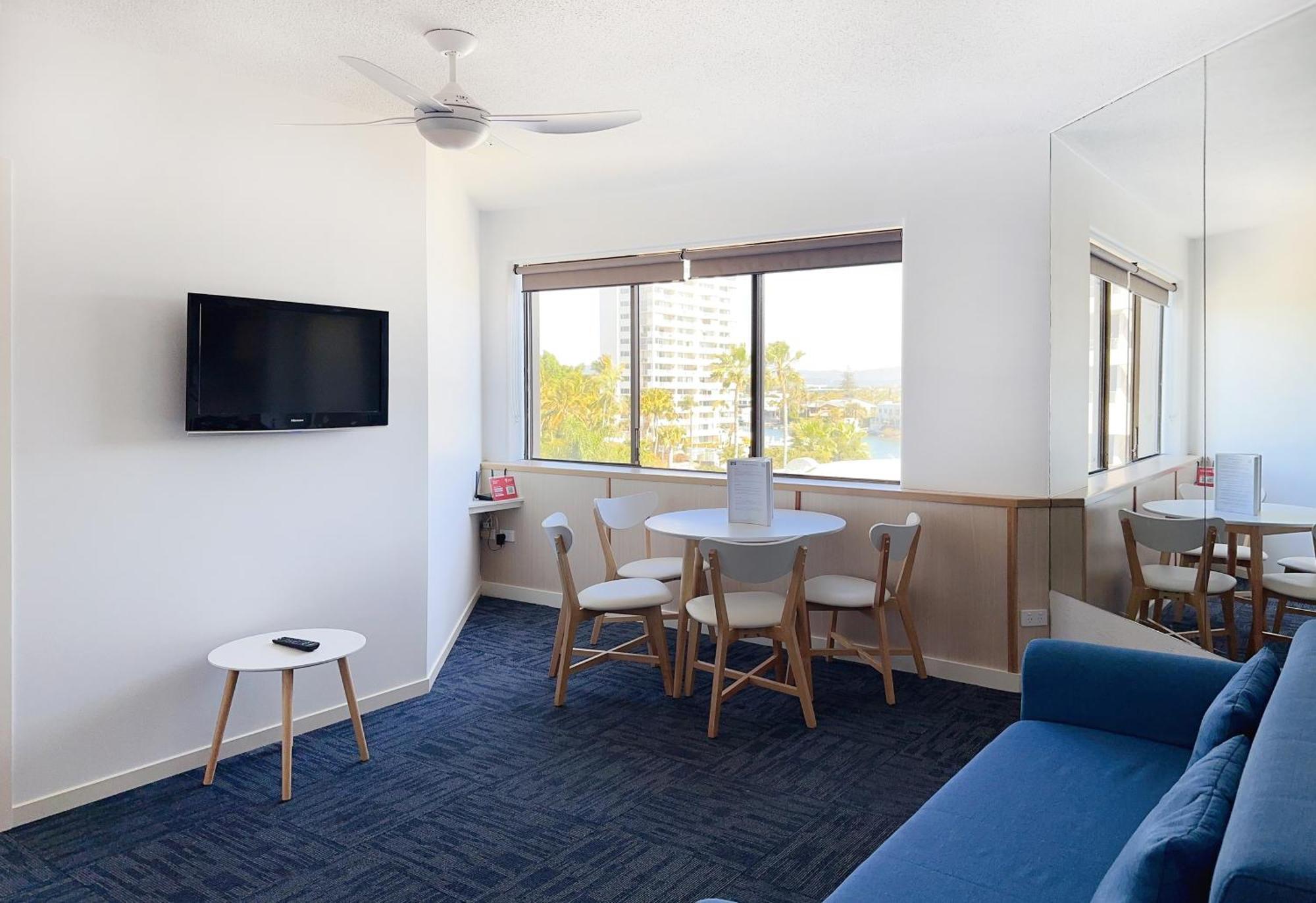 Tiki Hotel Apartments Surfers Paradise Gold Coast Zewnętrze zdjęcie