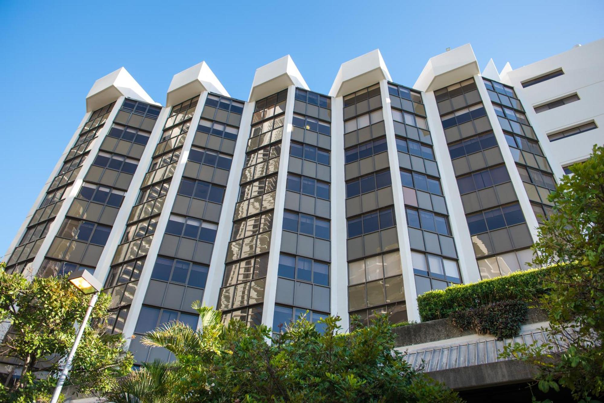 Tiki Hotel Apartments Surfers Paradise Gold Coast Zewnętrze zdjęcie