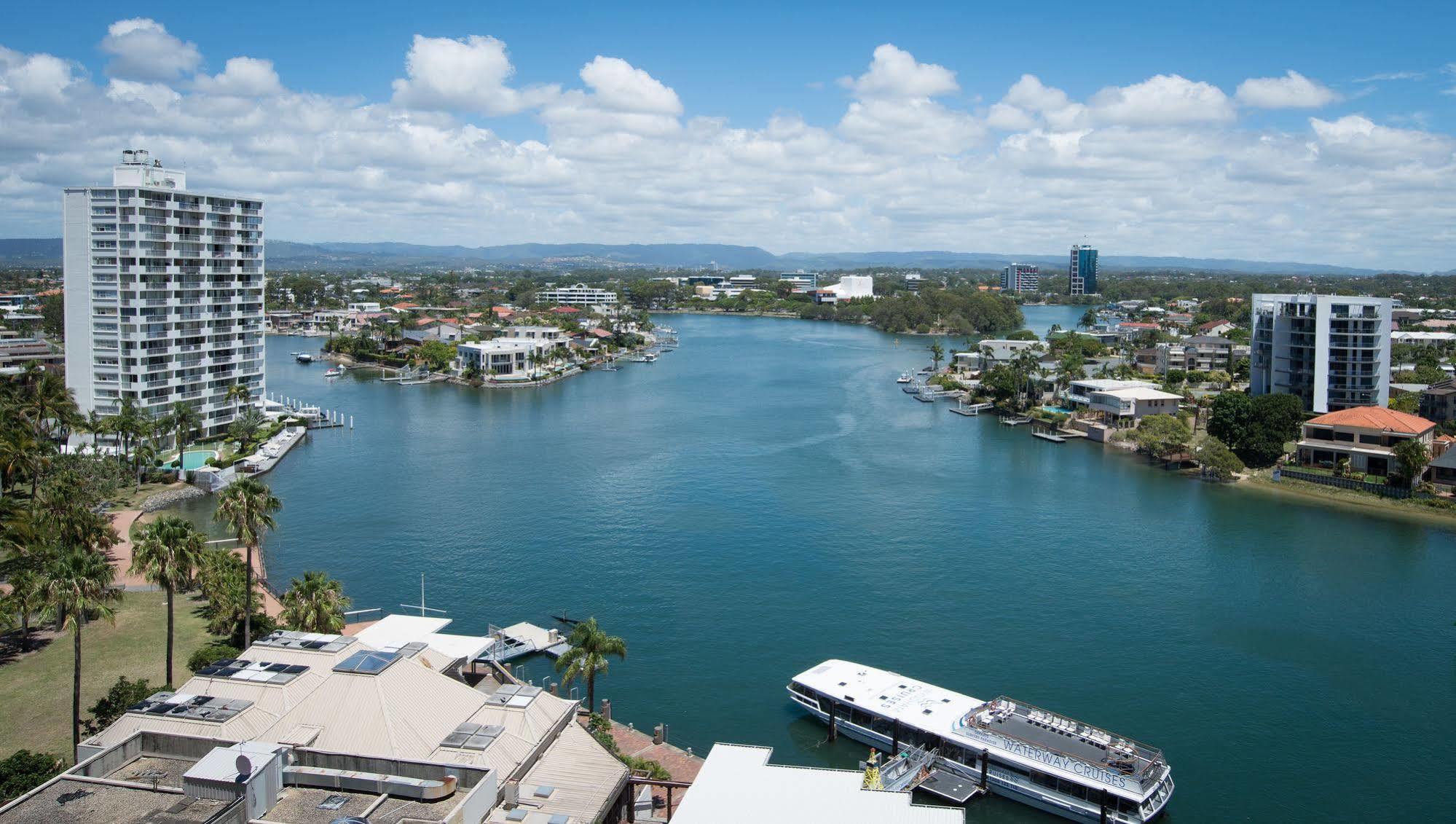 Tiki Hotel Apartments Surfers Paradise Gold Coast Zewnętrze zdjęcie
